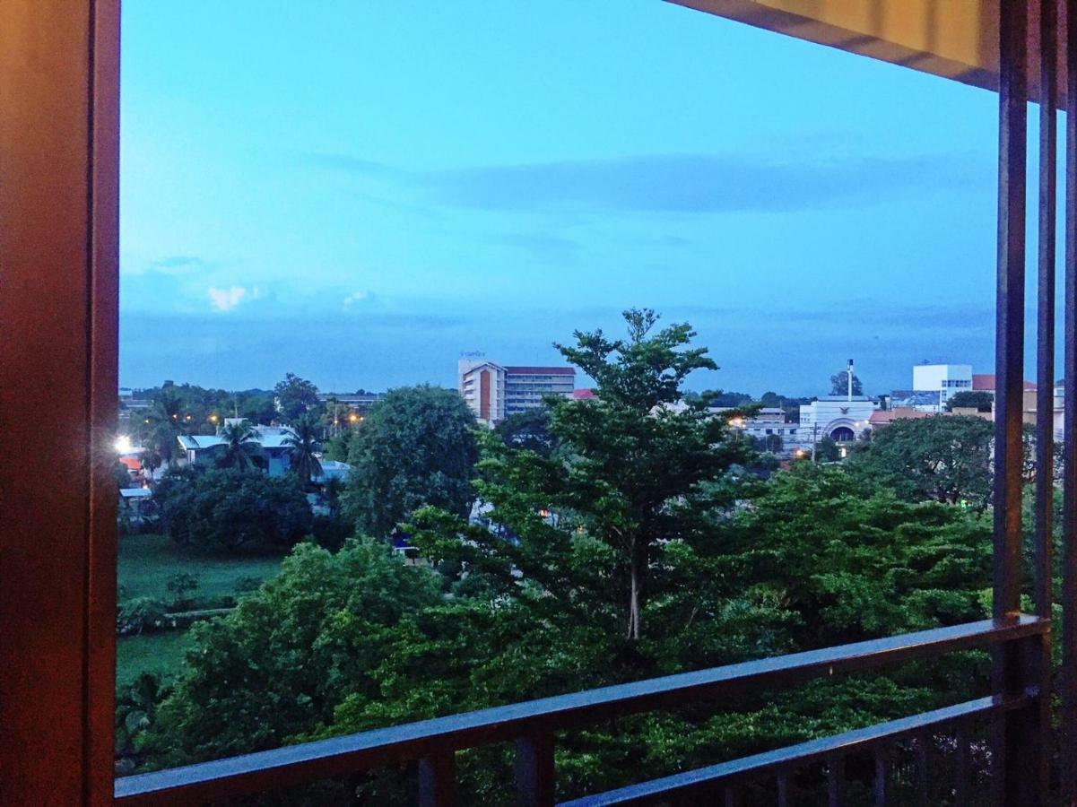 The Harmony Ville Phitsanulok Extérieur photo